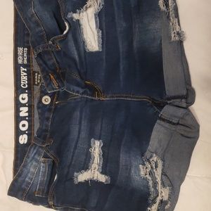 s.o.n.g. curvy jean shorts size 9/29